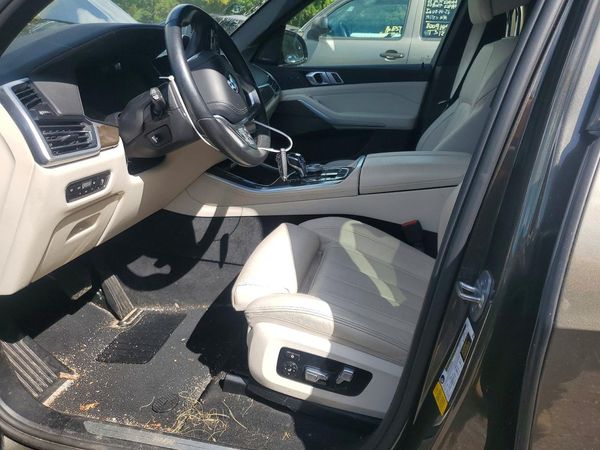 2021 BMW X5 sDrive40i — DENT
