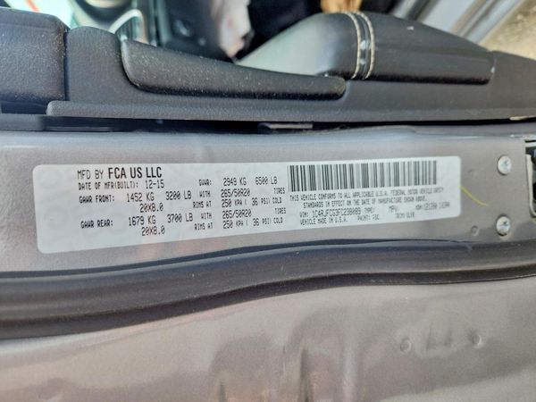 2015 JEEP CHEROKEE Overland — VINS