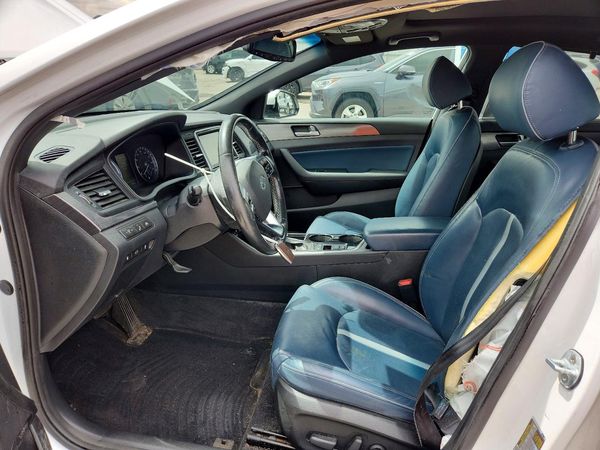 2019 HYUNDAI SONATA Hybrid Limited — DENT