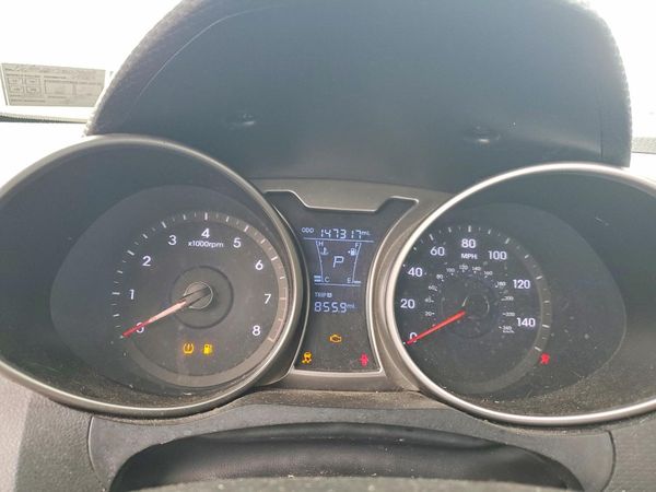 2012 HYUNDAI VELOSTER GLS(Middle grade)