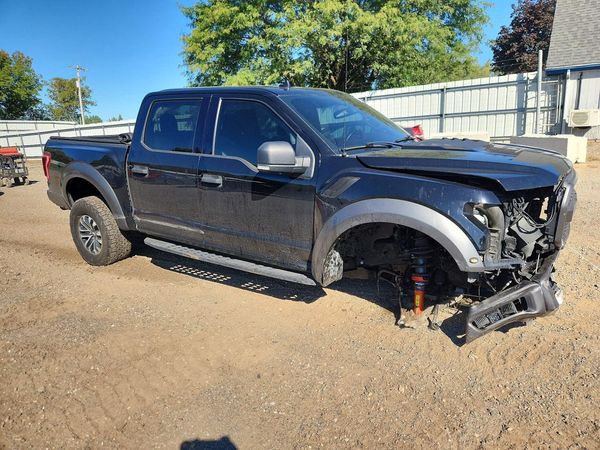 2020 FORD F150 — Passenger 3/4