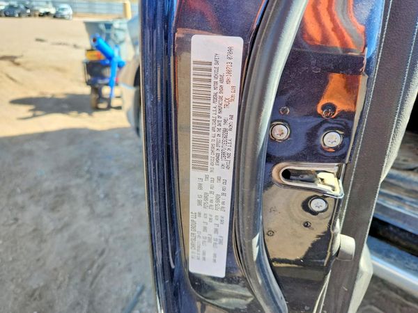 2014 RAM 1500 LARAMIE CREW CAB 4X4