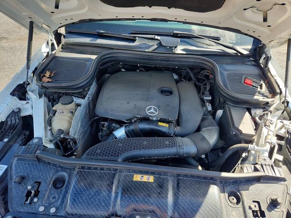 2021 MERCEDES-BENZ GLE GLE350-4M — Engine bay