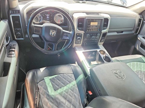 2015 RAM 1500 SLT