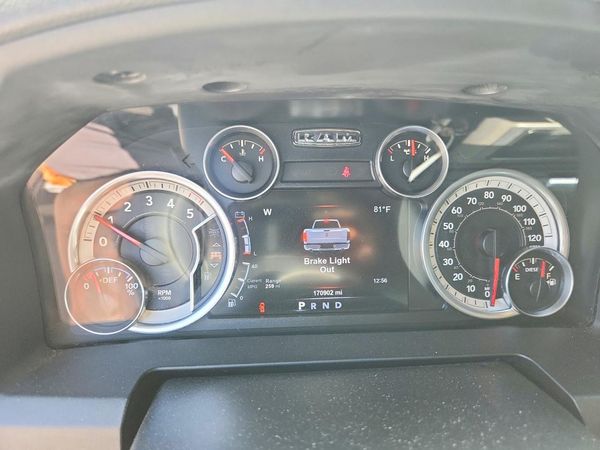 2015 RAM 1500 SLT