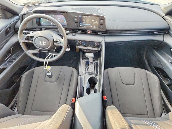 2026 HYUNDAI ELANTRA