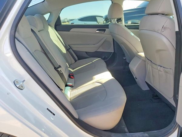 2019 HYUNDAI SONATA Eco Turbo, SE