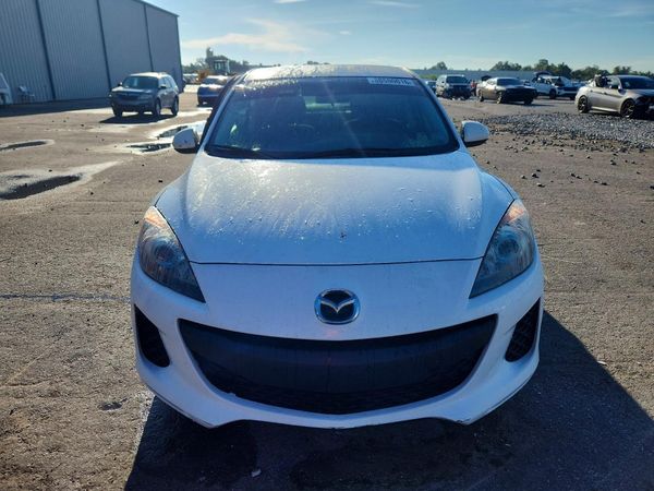 2013 MAZDA 3