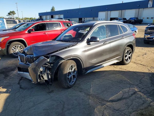 2018 BMW X1 xDrive28i — Front 3/4