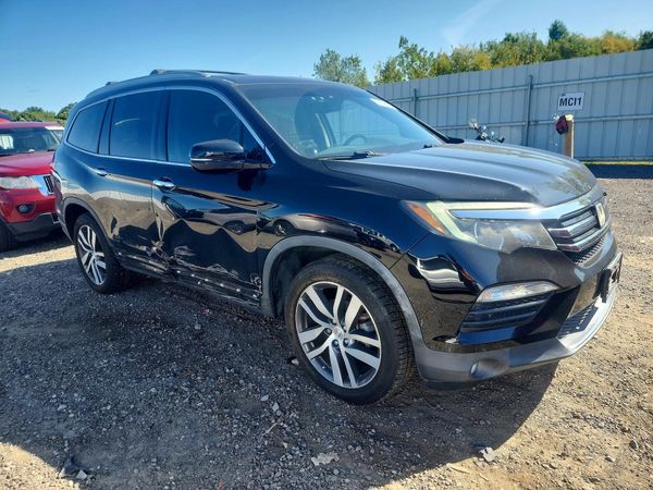 2016 HONDA PILOT Elite — Passenger 3/4
