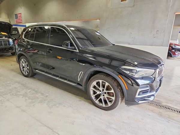 2023 BMW X5 xDrive45e