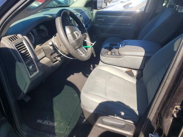 2016 RAM 1500 SLT