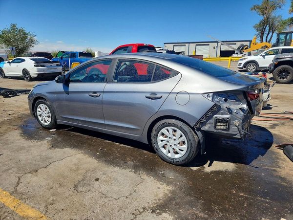 2019 HYUNDAI ELANTRA SE