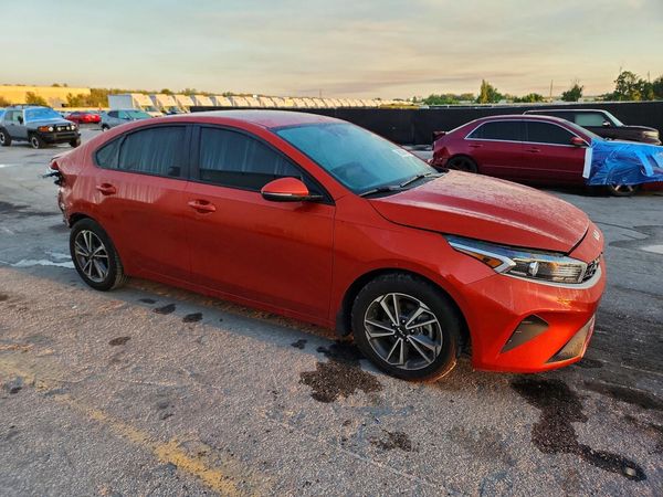 2022 KIA FORTE FE, LXS