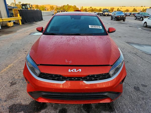 2022 KIA FORTE FE, LXS