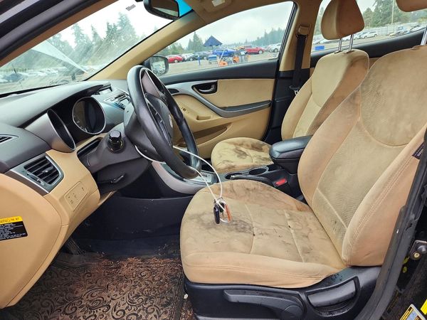 2013 HYUNDAI ELANTRA