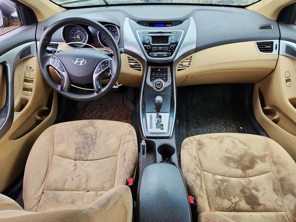 2013 HYUNDAI ELANTRA