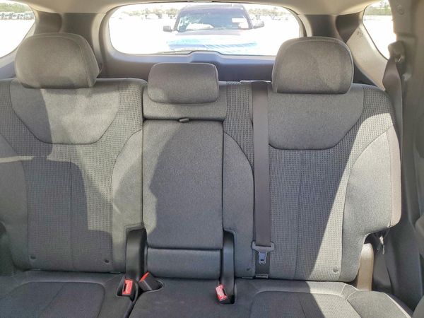 2019 HYUNDAI SANTA FE SE — SUVN