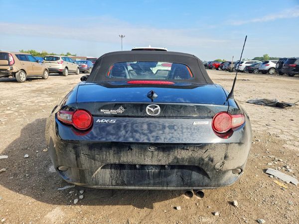 2019 MAZDA MX5 Grand Touring (Soft Top)