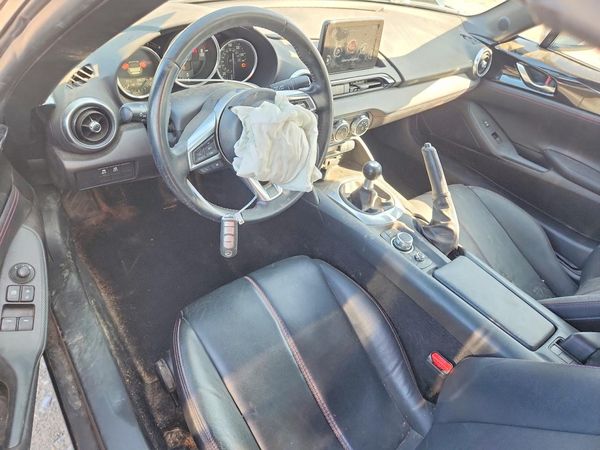 2019 MAZDA MX5 Grand Touring (Soft Top)