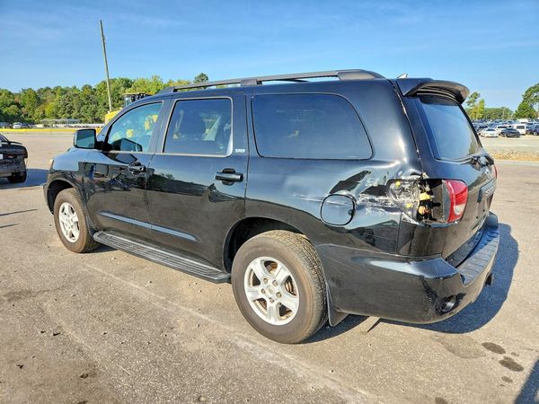 2015 TOYOTA SEQUOIA SR5 Grade