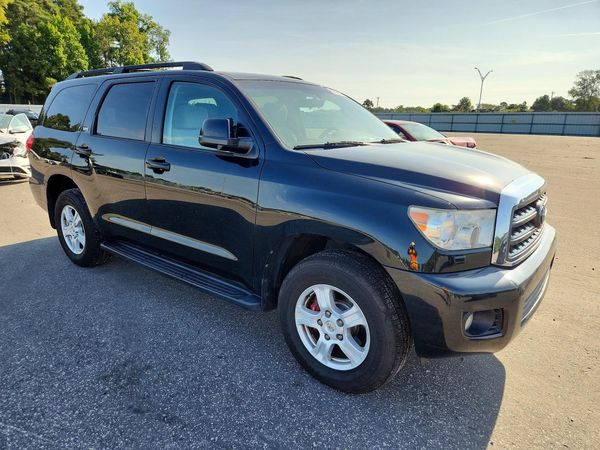 2015 TOYOTA SEQUOIA SR5 Grade