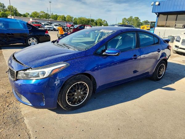 2017 KIA FORTE LX Base