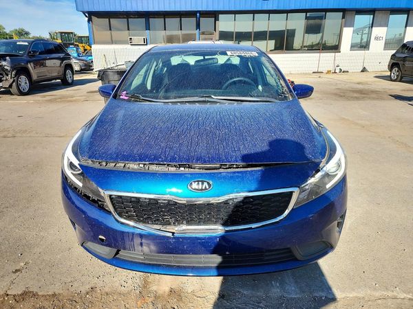 2017 KIA FORTE LX Base