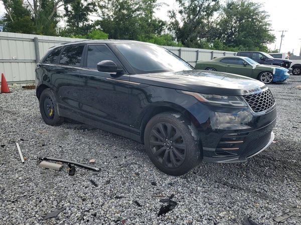 2018 LAND ROVER RANGEROVER R-Dynamic SE — Passenger 3/4