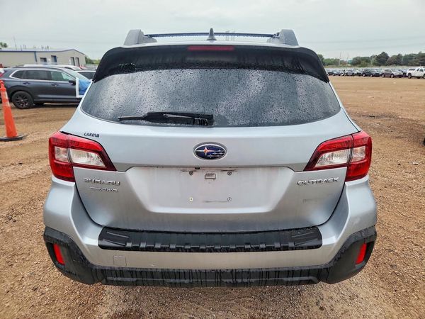 2018 SUBARU OUTBACK Premium — DIRR
