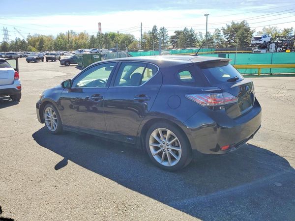 2013 LEXUS CT 200h