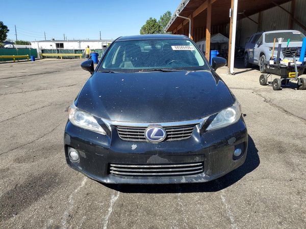 2013 LEXUS CT 200h