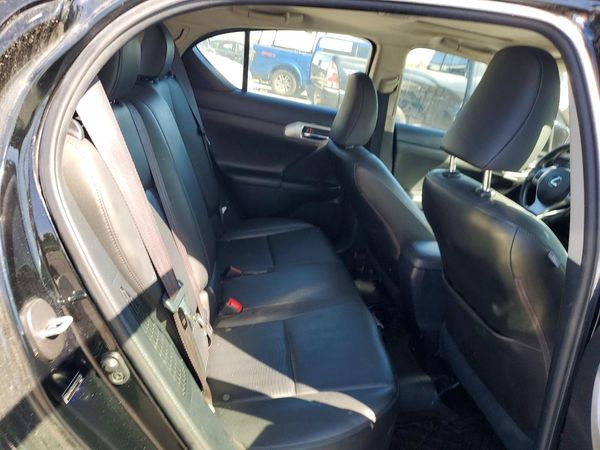 2013 LEXUS CT 200h