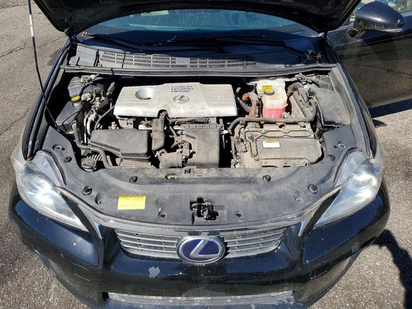 2013 LEXUS CT 200h