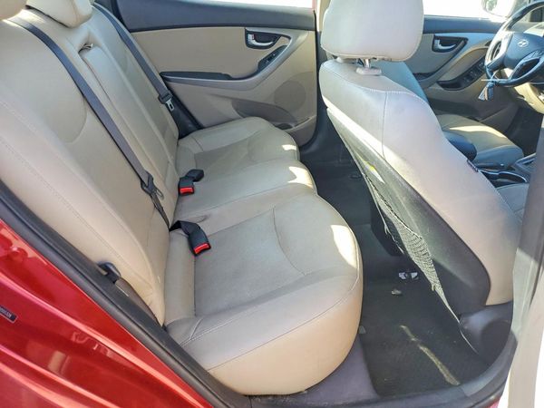 2015 HYUNDAI ELANTRA GLS(Middle)