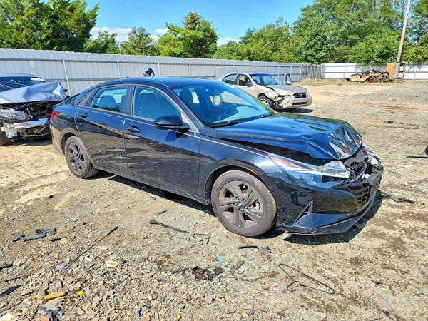 2021 HYUNDAI ELANTRA SEL w/ Convenience Pkg