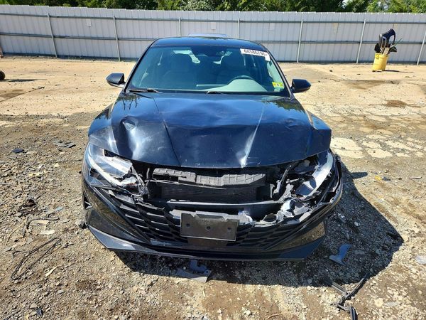 2021 HYUNDAI ELANTRA SEL w/ Convenience Pkg