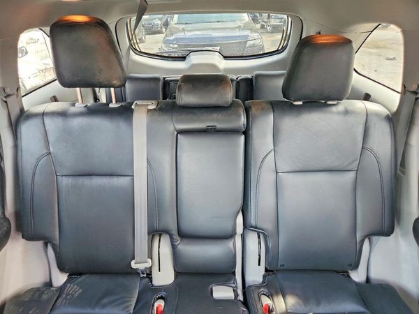 2019 TOYOTA HIGHLANDER LE/LE Plus