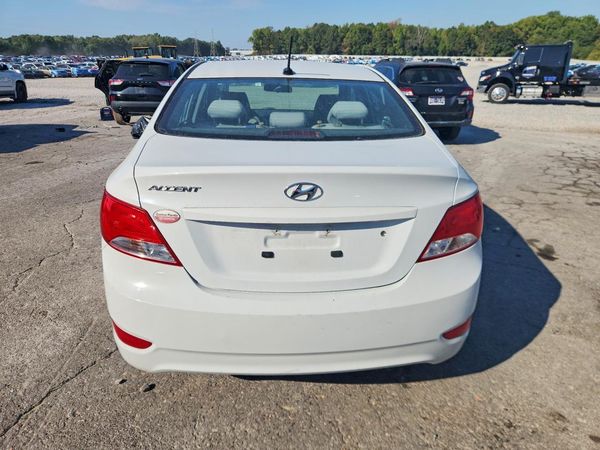 2017 HYUNDAI ACCENT SE Base