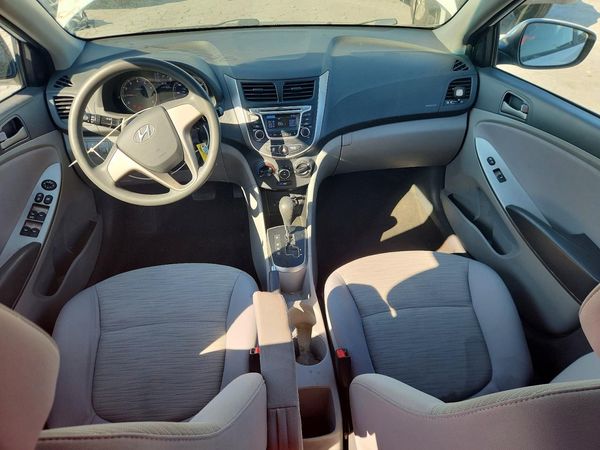 2017 HYUNDAI ACCENT SE Base