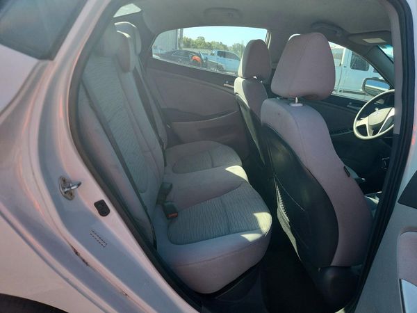 2017 HYUNDAI ACCENT SE Base