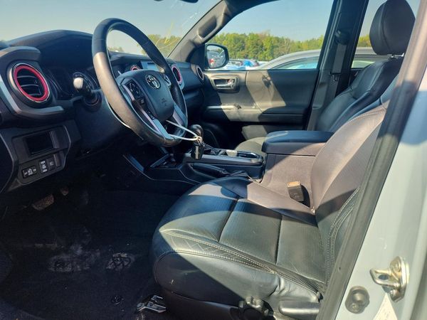 2019 TOYOTA TACOMA SR5 — DENT