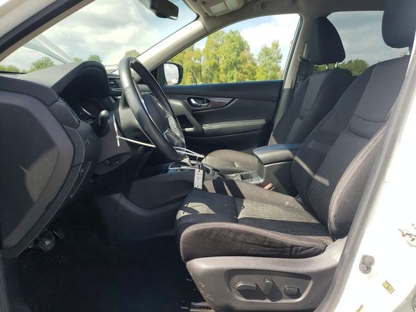 2018 NISSAN ROGUE — DENT