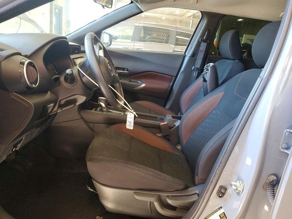 2021 NISSAN KICKS SR