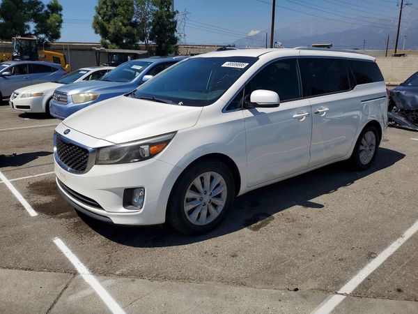 2015 KIA SEDONA