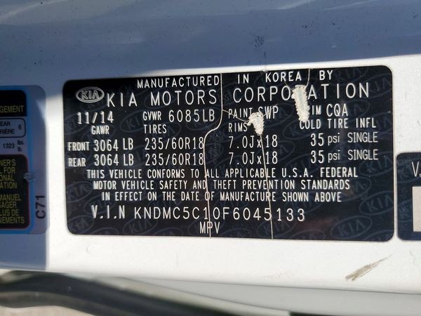 2015 KIA SEDONA GLS - Middle level — VINS