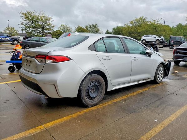 2021 TOYOTA COROLLA LE — PSRA