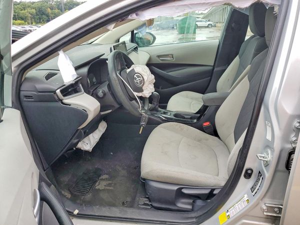 2021 TOYOTA COROLLA LE — DENT