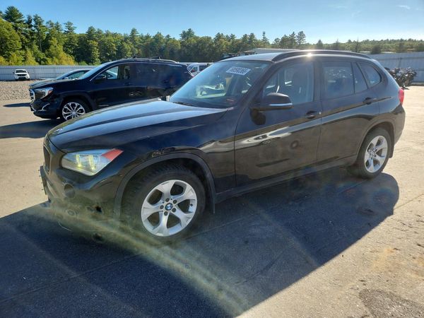 2015 BMW X1 — Front 3/4
