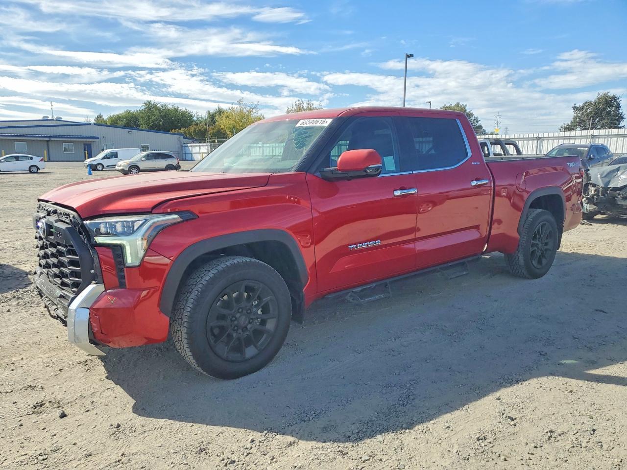 2022 TOYOTA TUNDRA Limited — Front 3/4
